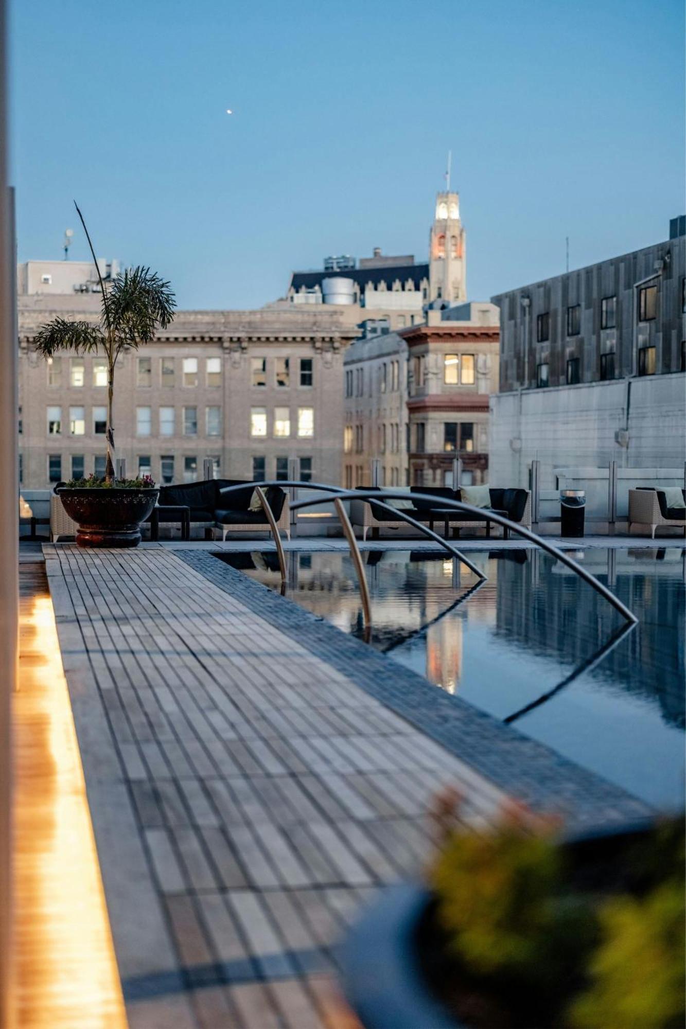 The St. Anthony, A Luxury Collection Hotel, San Antonio Exterior photo